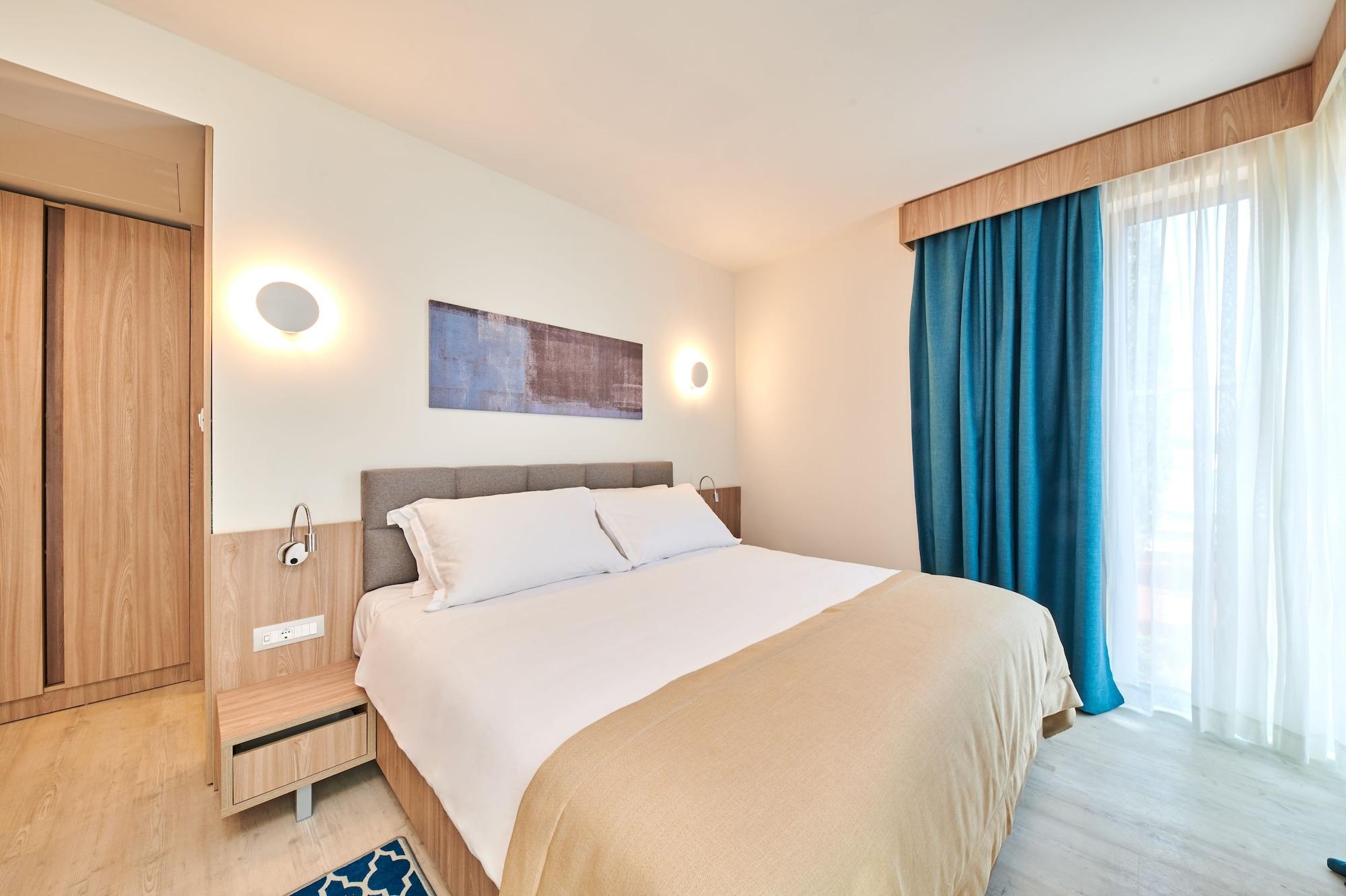 Garden Suites Umag Plava Laguna Esterno foto