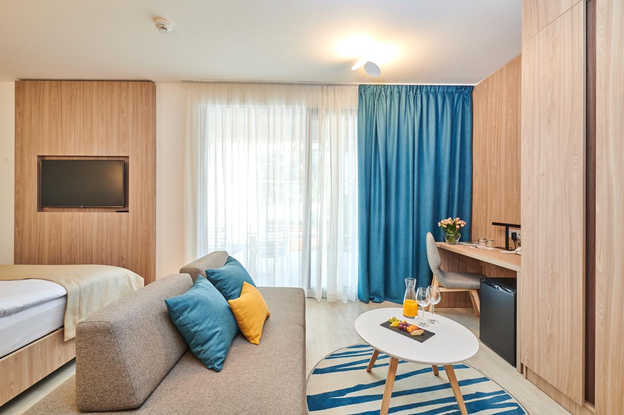 Garden Suites Umag Plava Laguna Esterno foto
